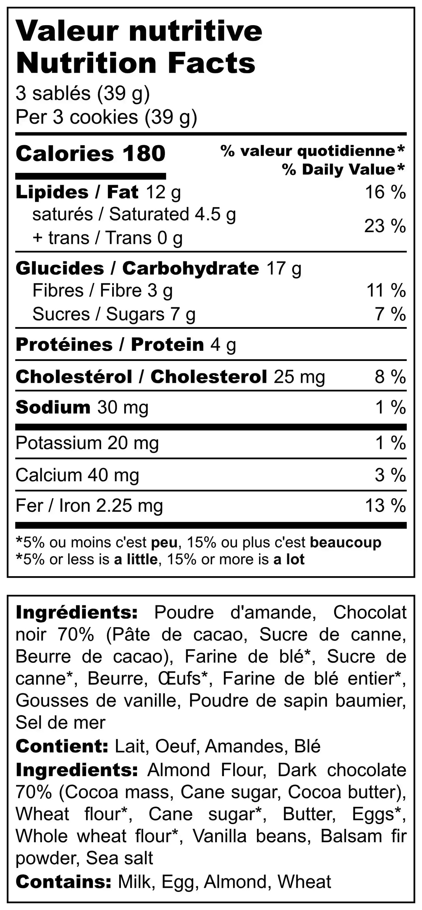 Cette image montre le Tableau de Valeurs Nutrtivies de nos biscuits sablés amande, sapin baumier et chocolat ; pour 3 biscuits et 39g, il y a seulement 7g de sucre